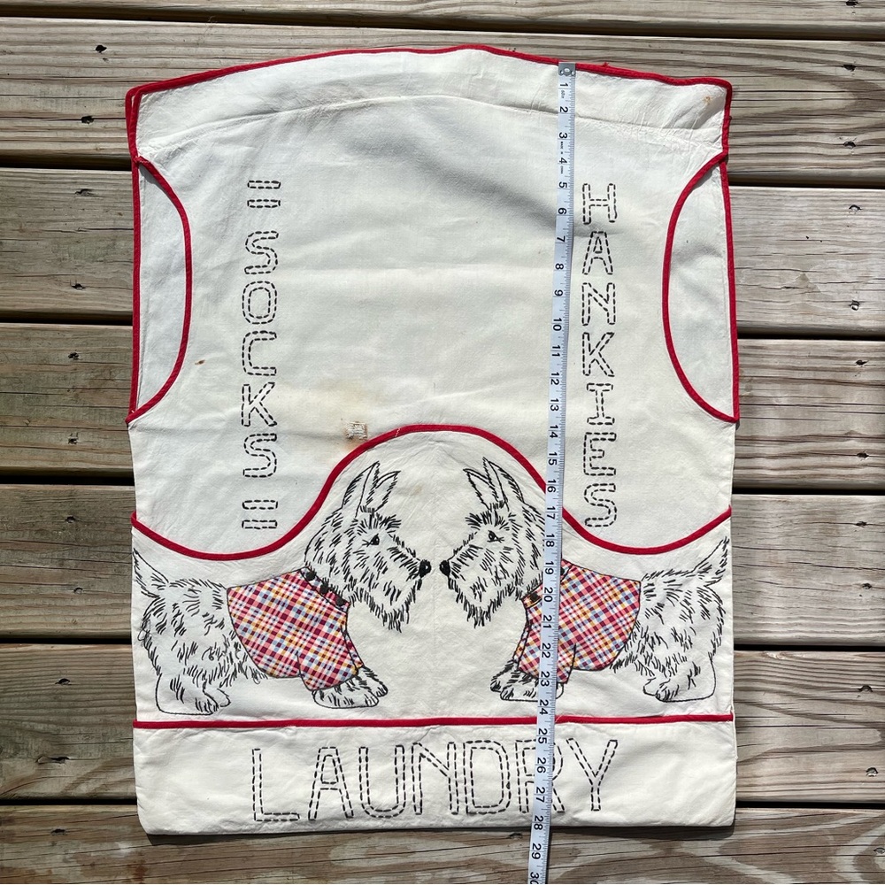 Vintage Scotty Dog laundry bag from the 1940’s - great for laundry rm decor!